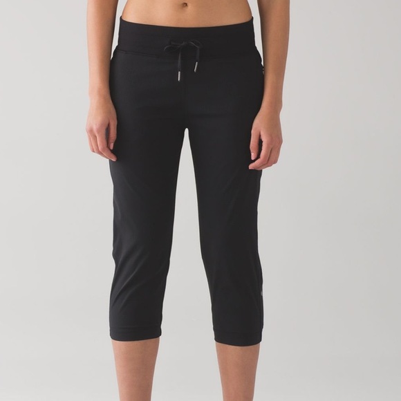 Lululemon Dance Studio Crop - Picture 9 of 13